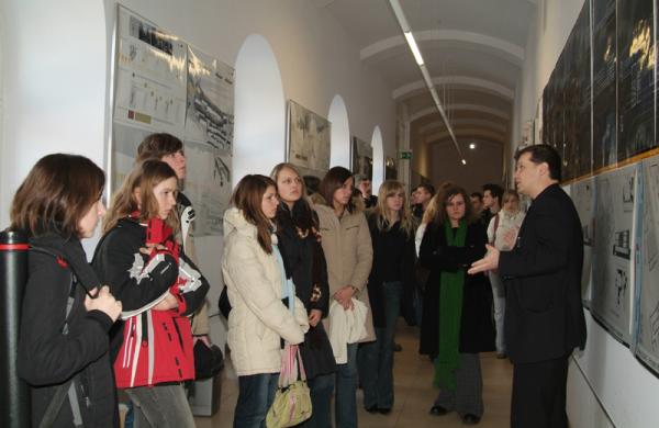 Dzien otwarty PK 207.jpg